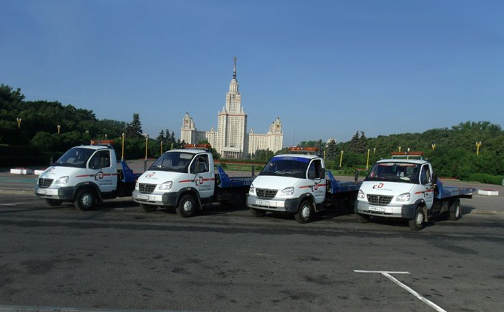 Эвакуатор дешево Москва! 8 915 015-77-22 Круглосуточная служба Наш автопарк