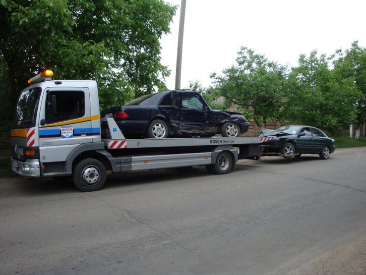 4625456.jpg Продам эвакуатор, 2004 год