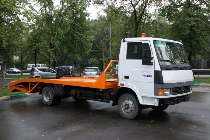 Продажа эвакуаторов на базе любого шасси от завода спецавтомобилей Продажа эвакуаторов ТАТА