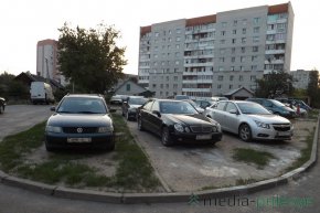 Во дворе дома 107 по ул. Красной. Фото прокуратуры